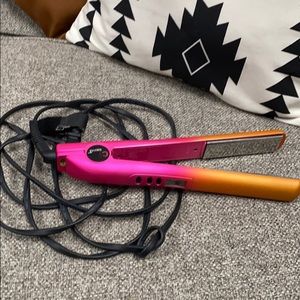 Chi straightener